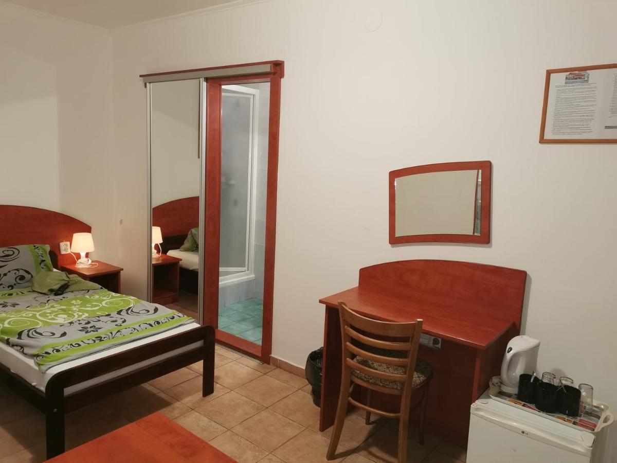 Penzion Rudolf Prievidza Bagian luar foto