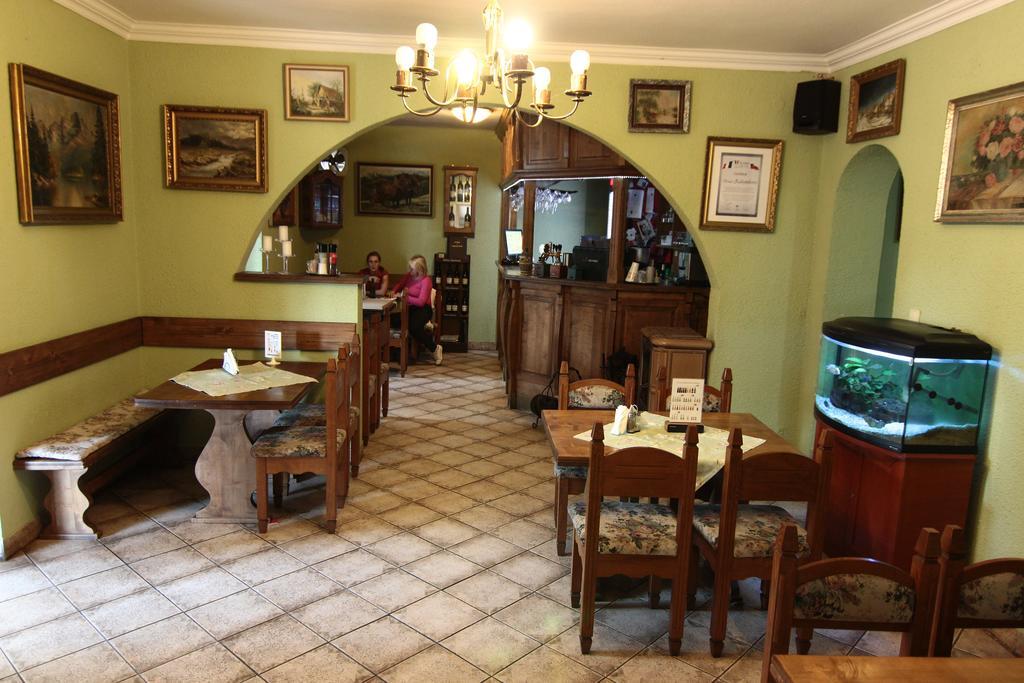 Penzion Rudolf Prievidza Bagian luar foto